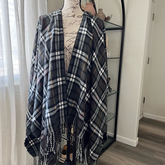 Free people plaid poncho shrug OS - Picture 3 of 9
